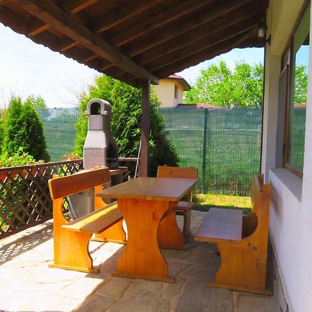Вила Едем - Villa Edem - Beach Bolata Area บุลกาเรโว ภายนอก รูปภาพ