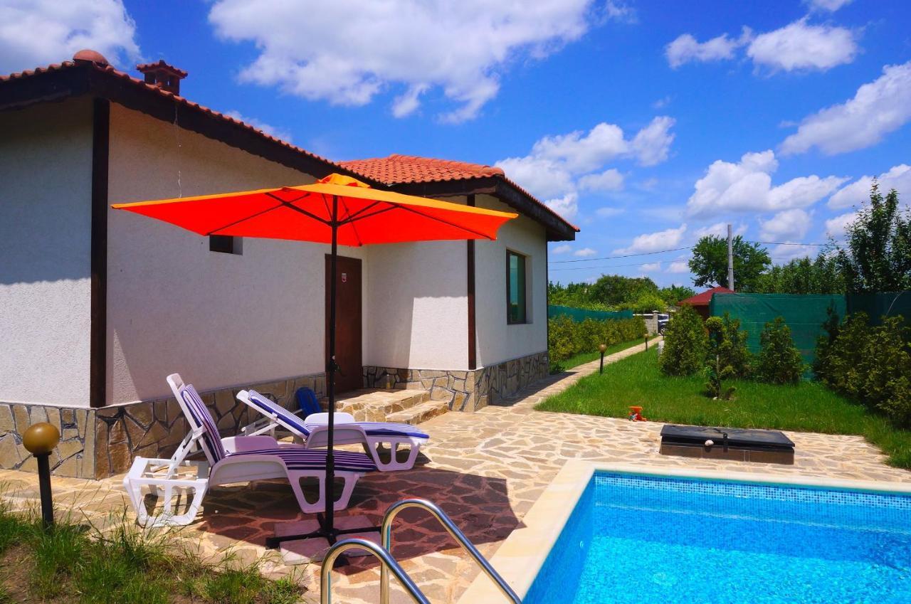 Вила Едем - Villa Edem - Beach Bolata Area บุลกาเรโว ภายนอก รูปภาพ