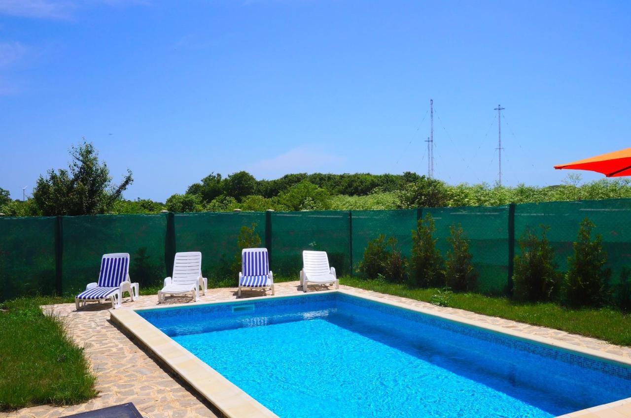 Вила Едем - Villa Edem - Beach Bolata Area บุลกาเรโว ภายนอก รูปภาพ