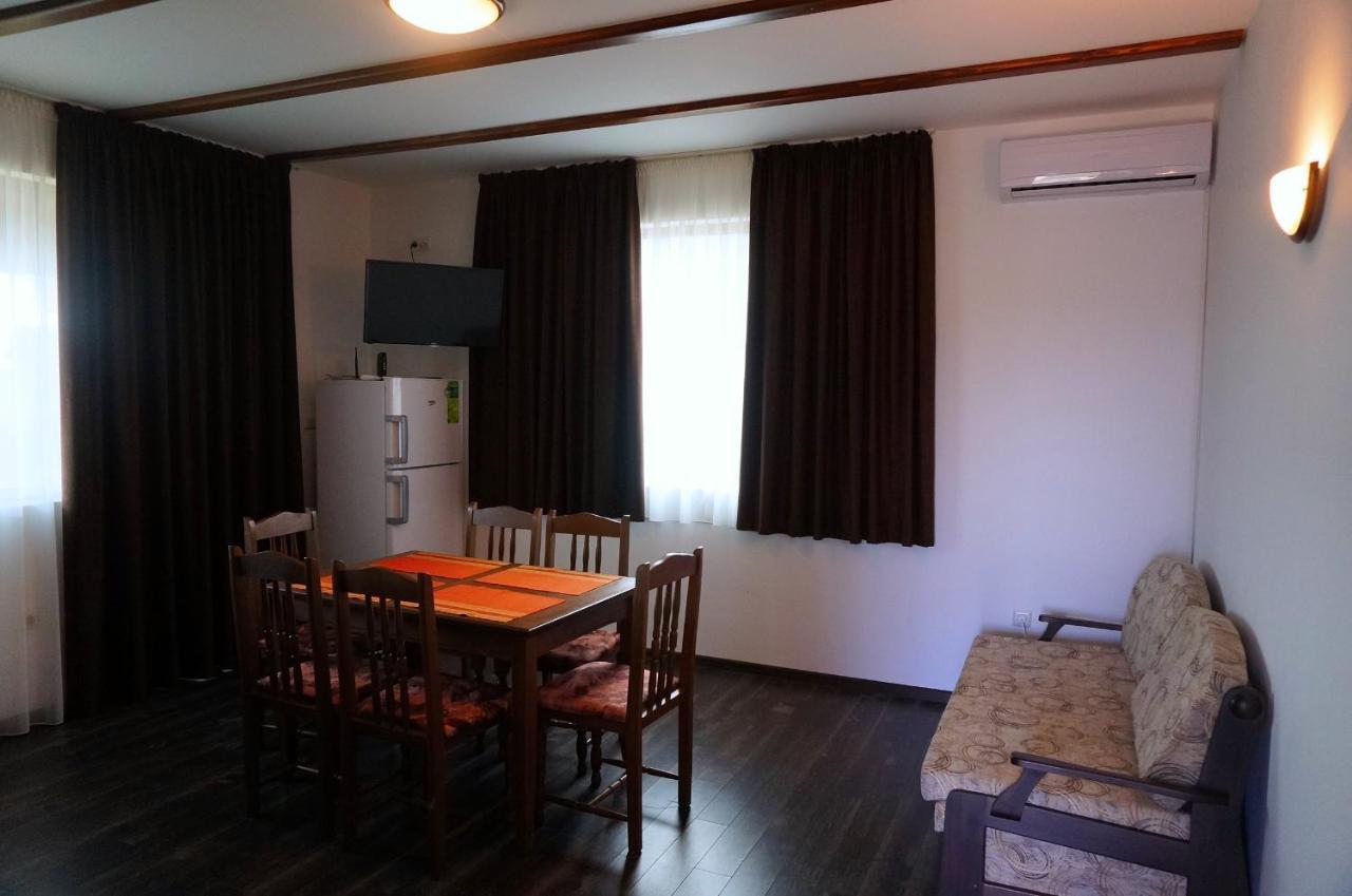 Вила Едем - Villa Edem - Beach Bolata Area บุลกาเรโว ภายนอก รูปภาพ